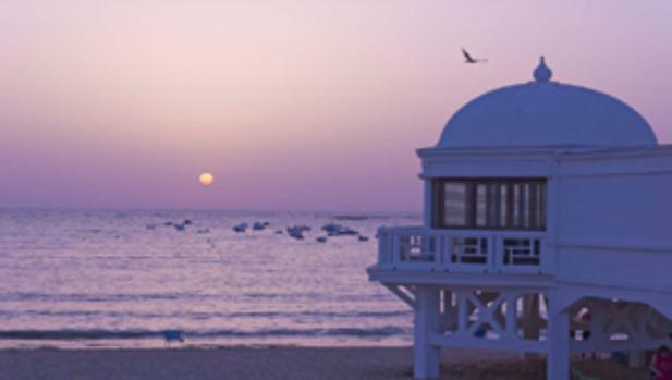 ¿Es el atardecer desde La Caleta el mejor de España?