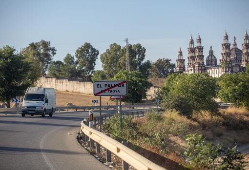 El Palmar de Troya es el municipio de Sevilla con la renta más baja