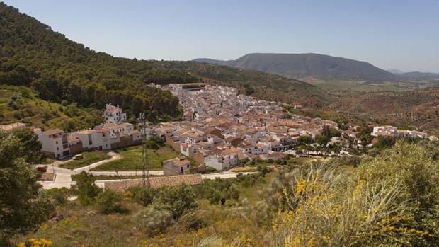 El Gastor se rebela contra los vecinos que se saltan la cuarentena tras un brote de coronavirus