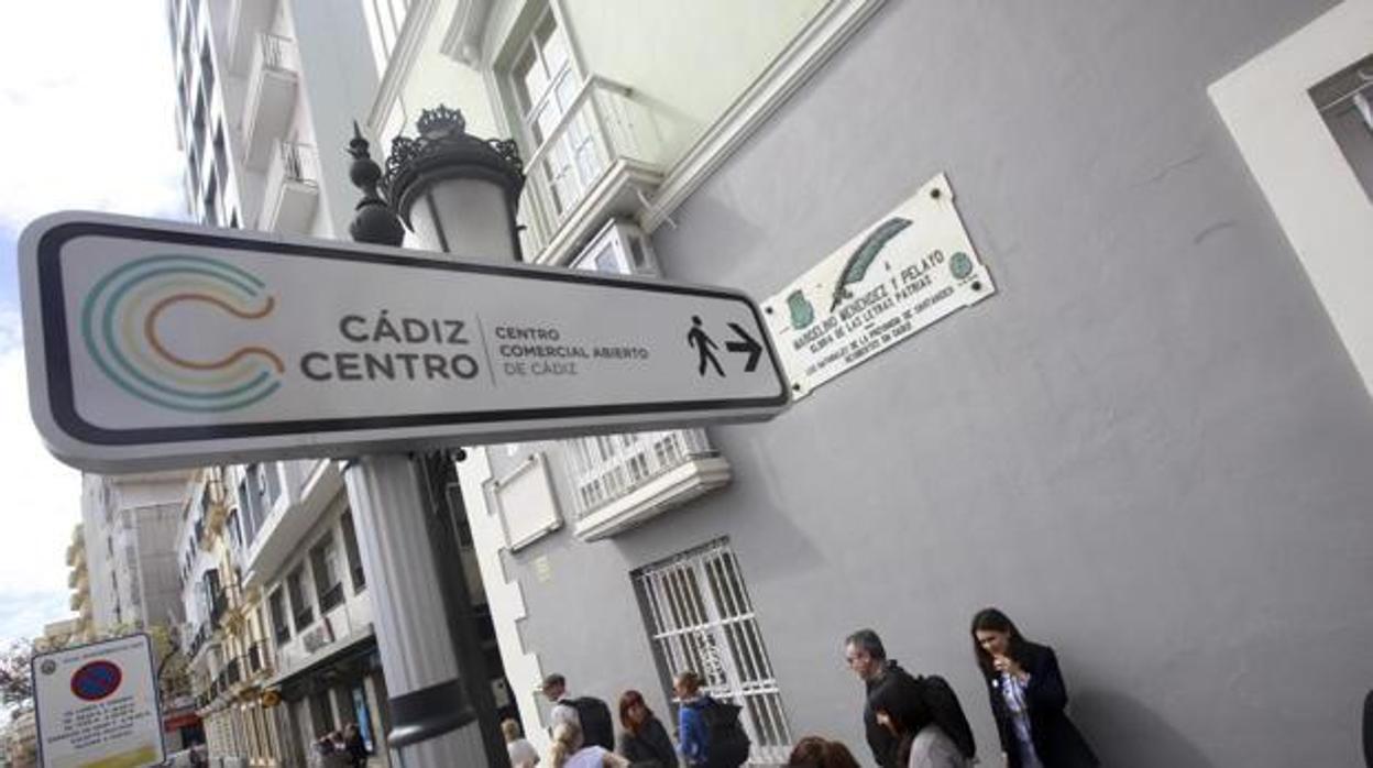 Cádiz Centro Comercial Abierto da la bienvenida al otoño con dos grandes desfiles