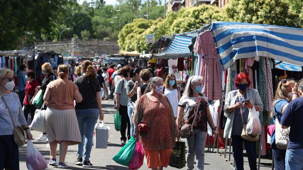 Condenado un matrimonio por una pelea en el mercadillo de Alcalá del Río