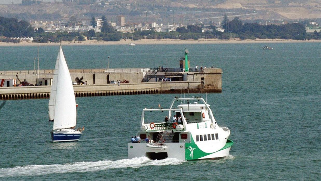 El servicio de catamarán seguirá sin cambios.