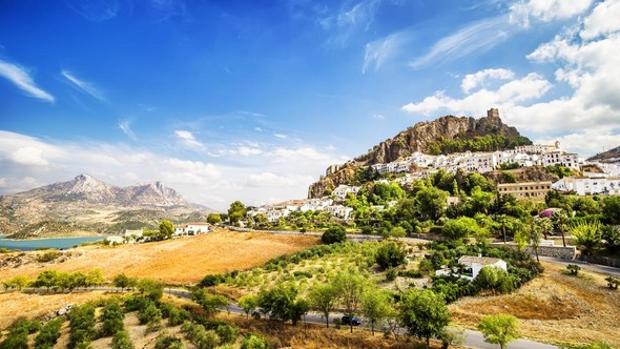 Sierra de Cádiz: el Puente a ninguna parte