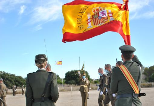 Casi 400 nuevos soldados juran bandera en Camposoto