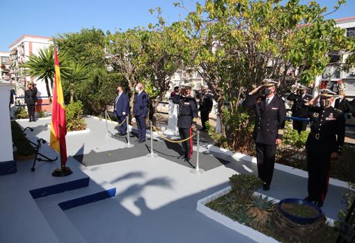 La Armada rinde homenaje en San Fernando a los Caídos por la Patria