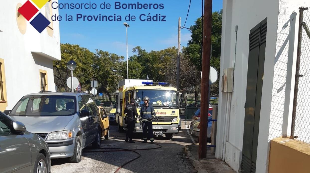 Incendio en una vivienda en Jerez a causa de una manta térmica que calentaba terrarios de animales