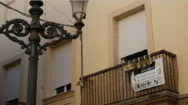 Uno de cada tres pisos turísticos en Cádiz se ha pasado al alquiler tradicional por la pandemia