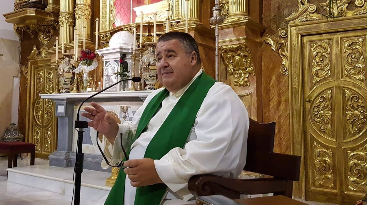 El sacerdote Rafael Vez Palomino