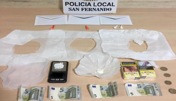 La Policía local desarticula un 'tele-coca' en San Fernando