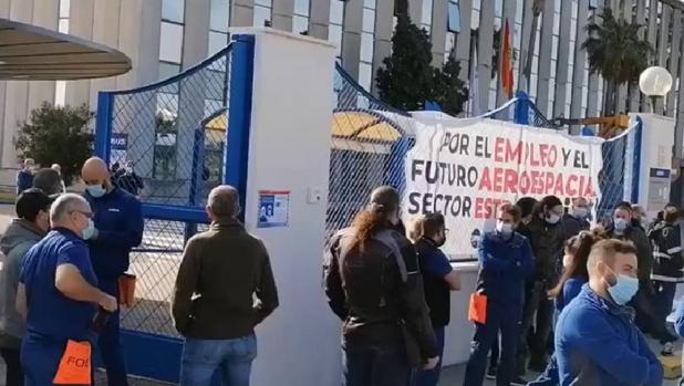 Encierros y concentraciones en Airbus Puerto Real contra su «desmantelamiento»