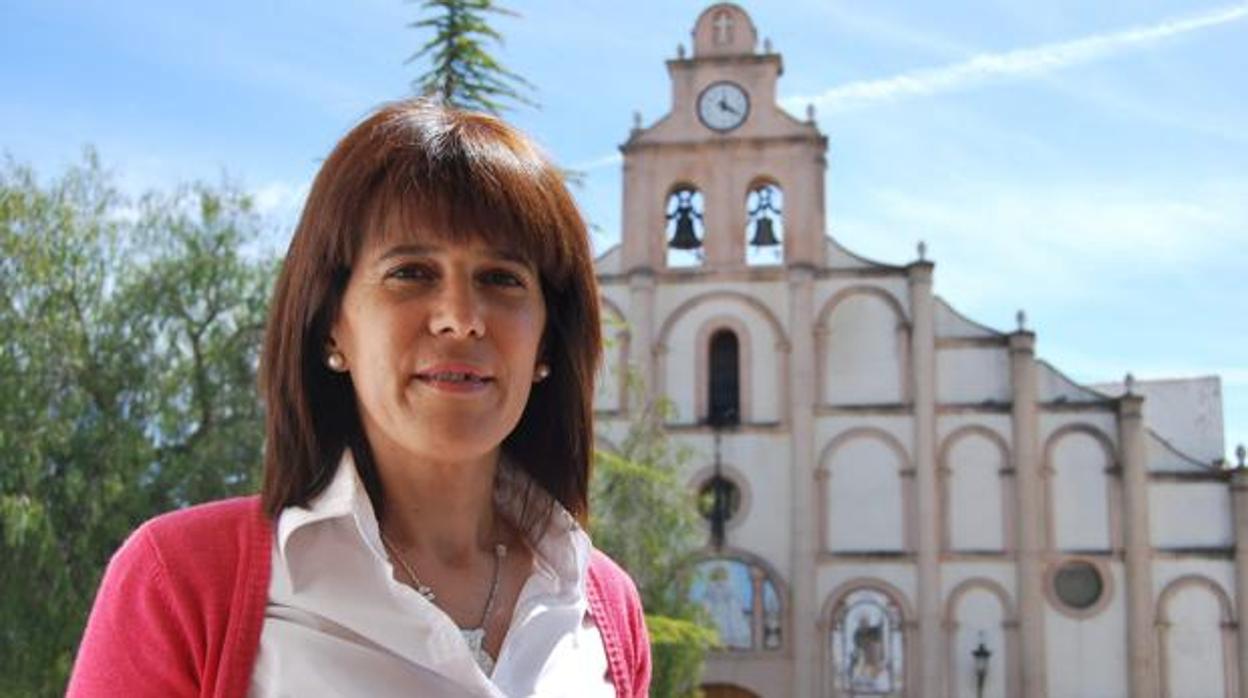 Dolores Caballero, alcaldesa de Alcalá del Valle, en una imagen de archivo.