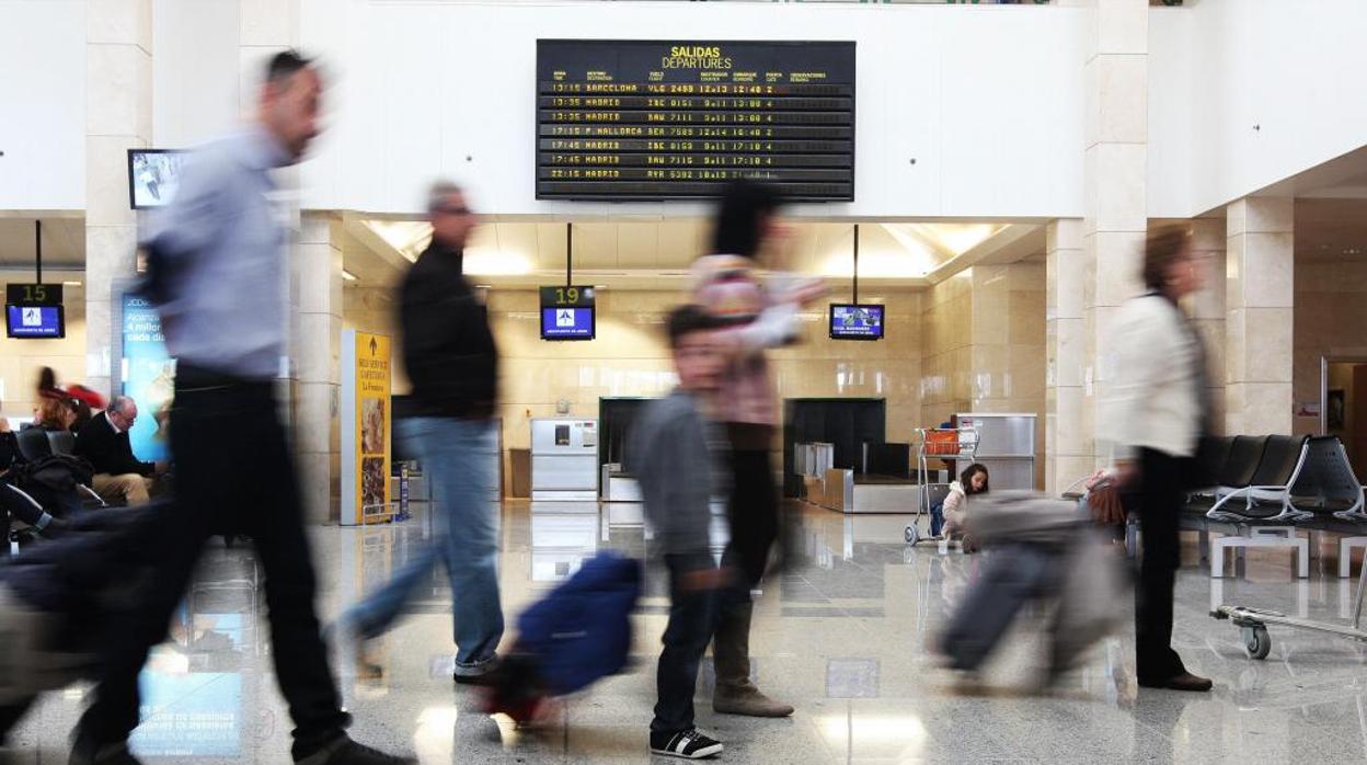 El aeropuerto gaditano sigue sufriendo el impacto del Covid-19.