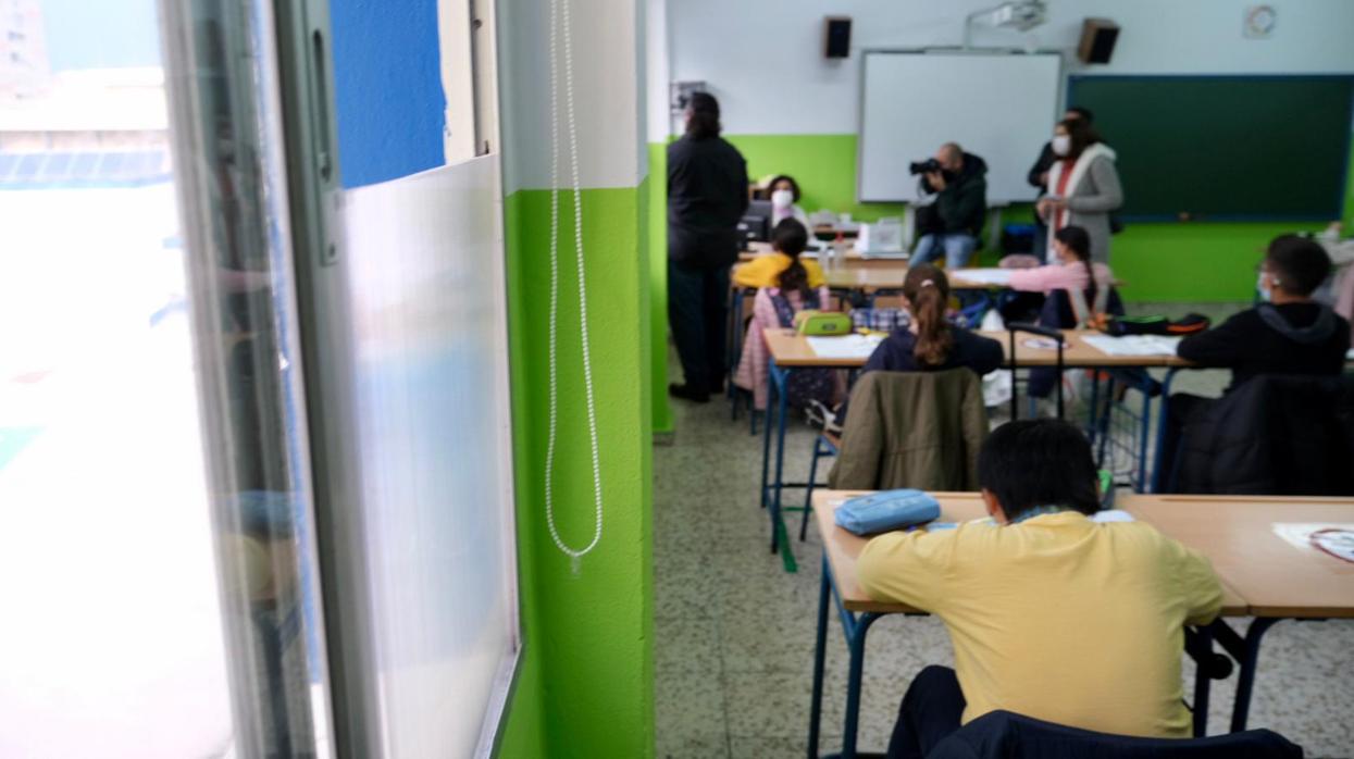 Las ventanas, con las planchas de policarbonato que evitan las molestias del frío y la lluvia.