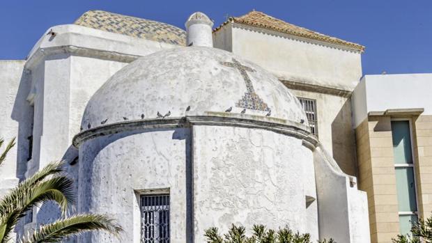 En marcha la recuperación de la Catedral Vieja y el Club Marte en Cádiz y el convento de Caños Santos, en Alcalá del Valle