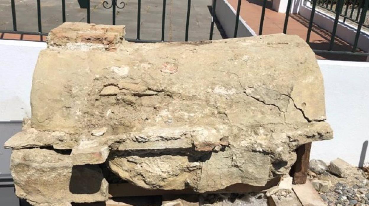 Una &#039;cuppa&#039; funeraria restaurada y expuesta en el recorrido del yacimiento arqueológico de Carteia en San Roque