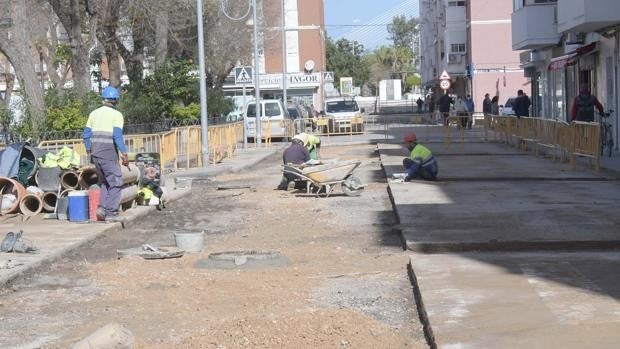 Finalizan las obras que mejoran los servicios de abastecimiento y saneamiento de agua en el barrio de Loreto