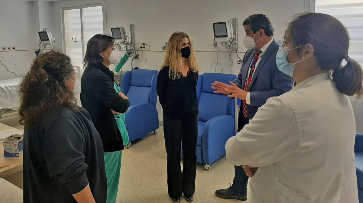 Visita de Ana Mestre al Hospital.