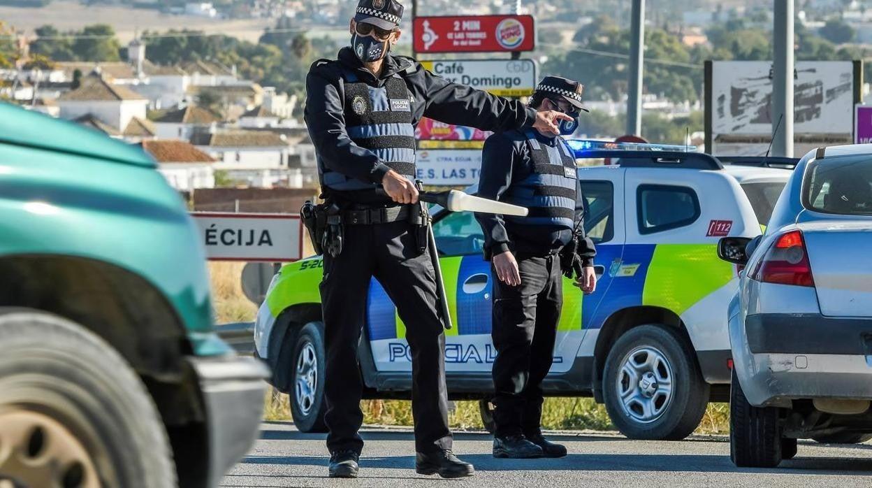 Control policial durante el confinamiento de Écija en la segunda ola del Covid