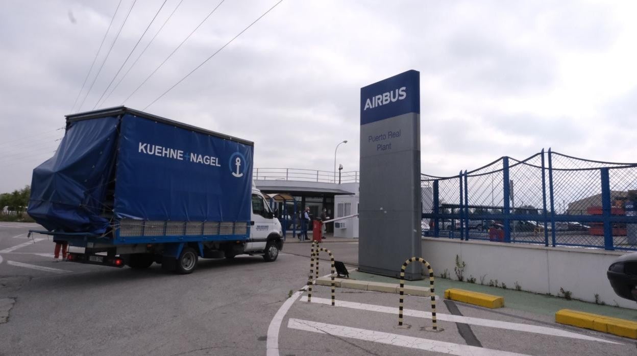 Entrada a la planta de Airbus en Puerto Real.