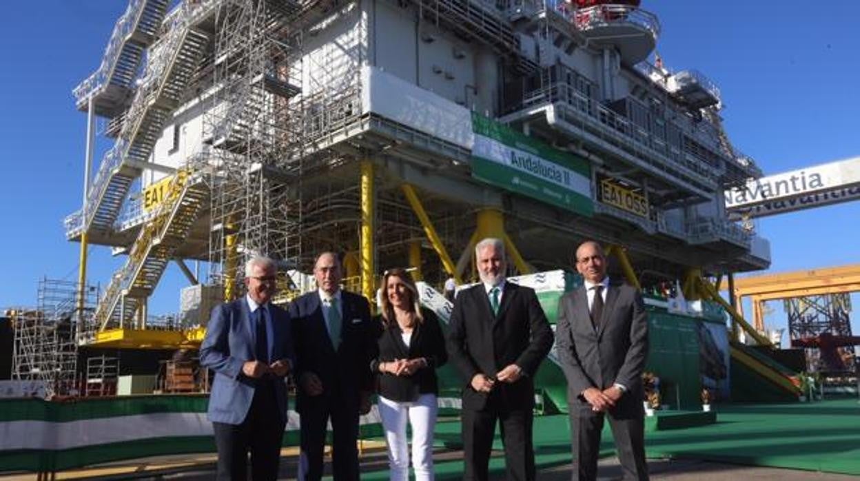 Entrega en el astillero de Puerto Real de la subestación East Anglia One en julio de 2018