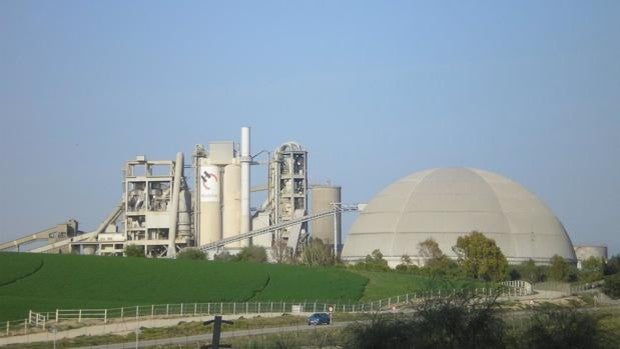 Los trabajadores de Holcim en Jerez iniciarán una huelga indefinida a partir del 3 de marzo