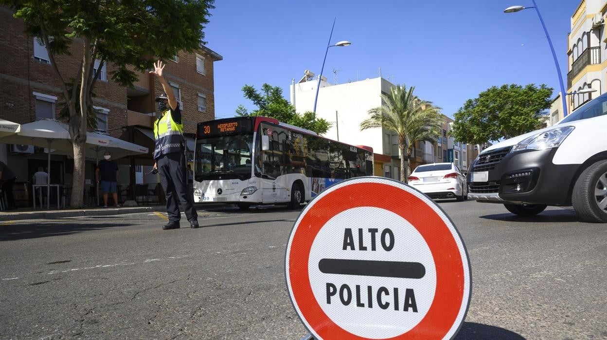 Aguirre ve «factible si los expertos lo recomiendan» abrir la movilidad entre provincias en Semana Santa