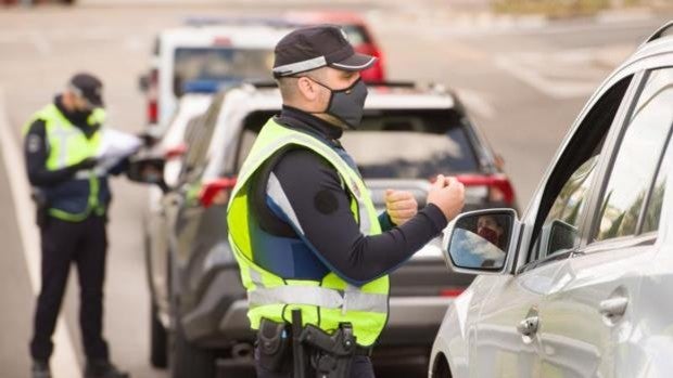 Nueve municipios de Sevilla estarán perimetrados desde esta noche por una tasa superior a 500 casos