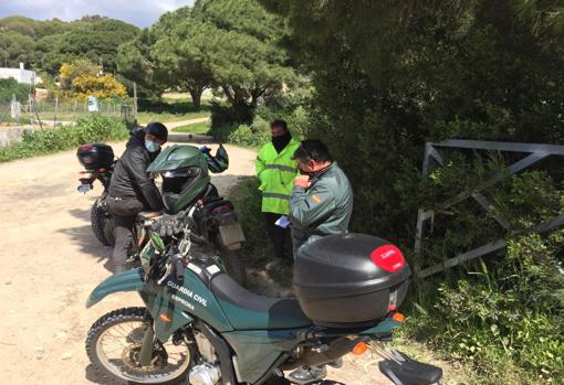 La Guardia Civil pone nueve denuncias en una mañana por circular por el Parque Natural de la Breña