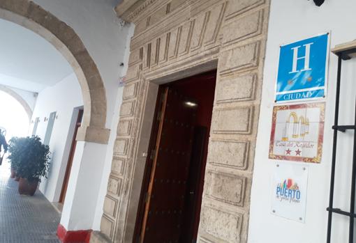 El Hotel Casa del Regidor, en El Puerto, también se pone a la venta a través de anuncios de Internet.