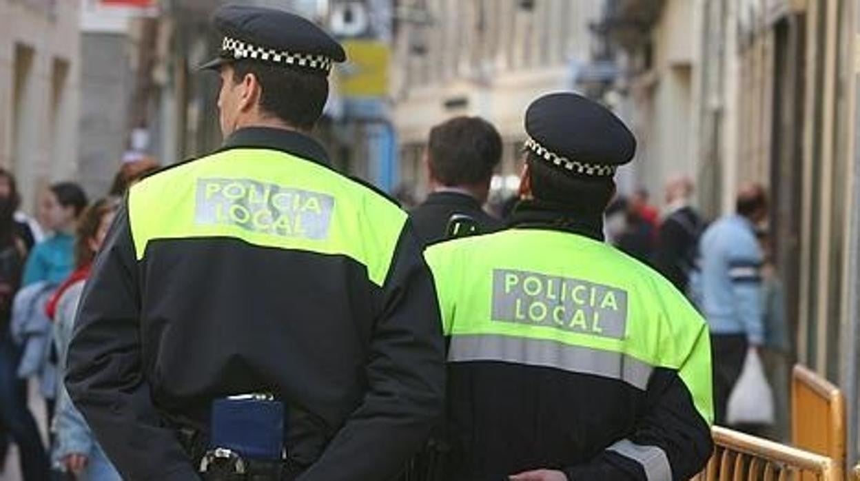 El sindicato de la Policía Local de Cádiz: «Lo único que está haciendo este equipo de gobierno es perder un tiempo precioso»