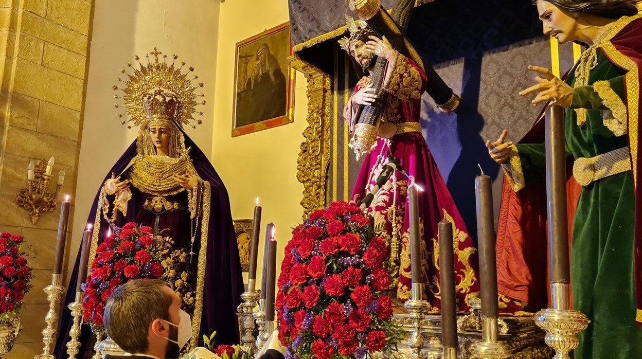 Veneración en la la Iglesia Conventual de Jesús Nazareno