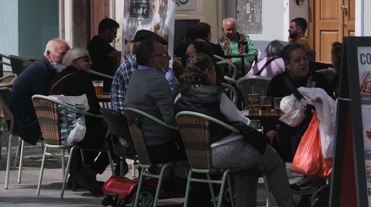 Una terraza en Cádiz capital, este fin de semana