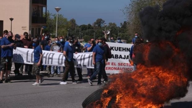 PSOE y Anticapitalistas aprovechan la crisis de Airbus para atacar al presidente de la Junta de Andalucía