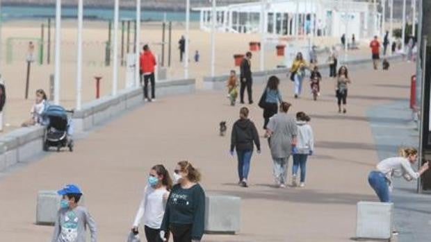 Este lunes arrancan los trabajos de mantenimiento en el Paseo Marítimo de Cádiz