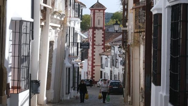 Guía de restricciones en la Sierra de Cádiz hasta el 9 de mayo: toque de queda, movilidad y horarios de bares y comercios