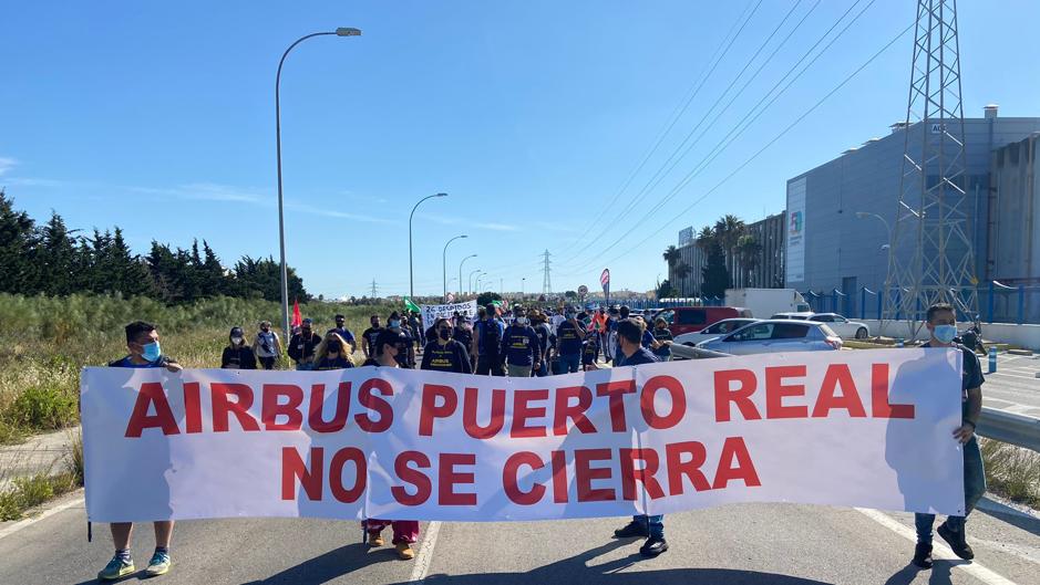 Vídeo: Los trabajadores de Airbus se manifiestan el 1 de mayo