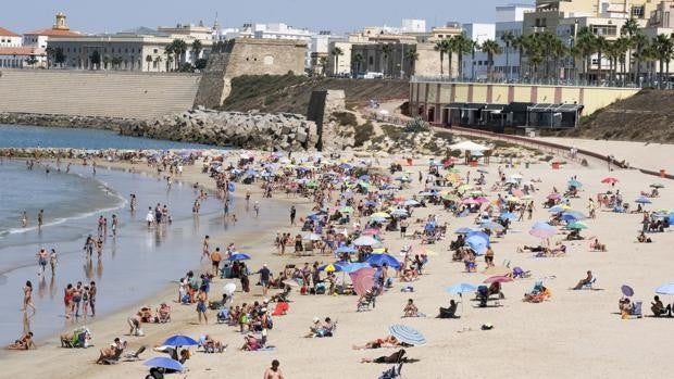 El PP pide una planificación «seria, real y ordenada» de las playas ante el «descontrol» de la gestión de Kichi