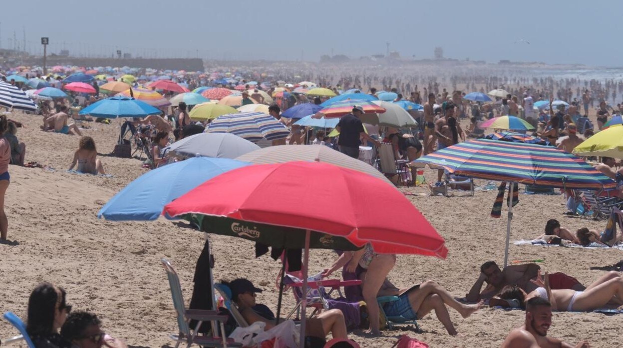 La costa de Cádiz espera una gran afluencia de bañistas el fin de semana