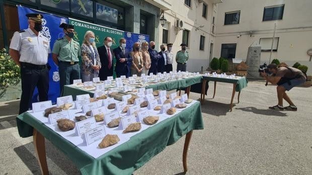 Recuperada en La Línea una colección de útiles prehistóricos de extraordinario valor arqueológico