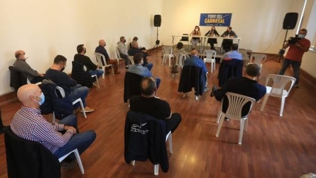 Chirigotas y cuartetos ‘pasan’ de los nuevos Foros de Carnaval