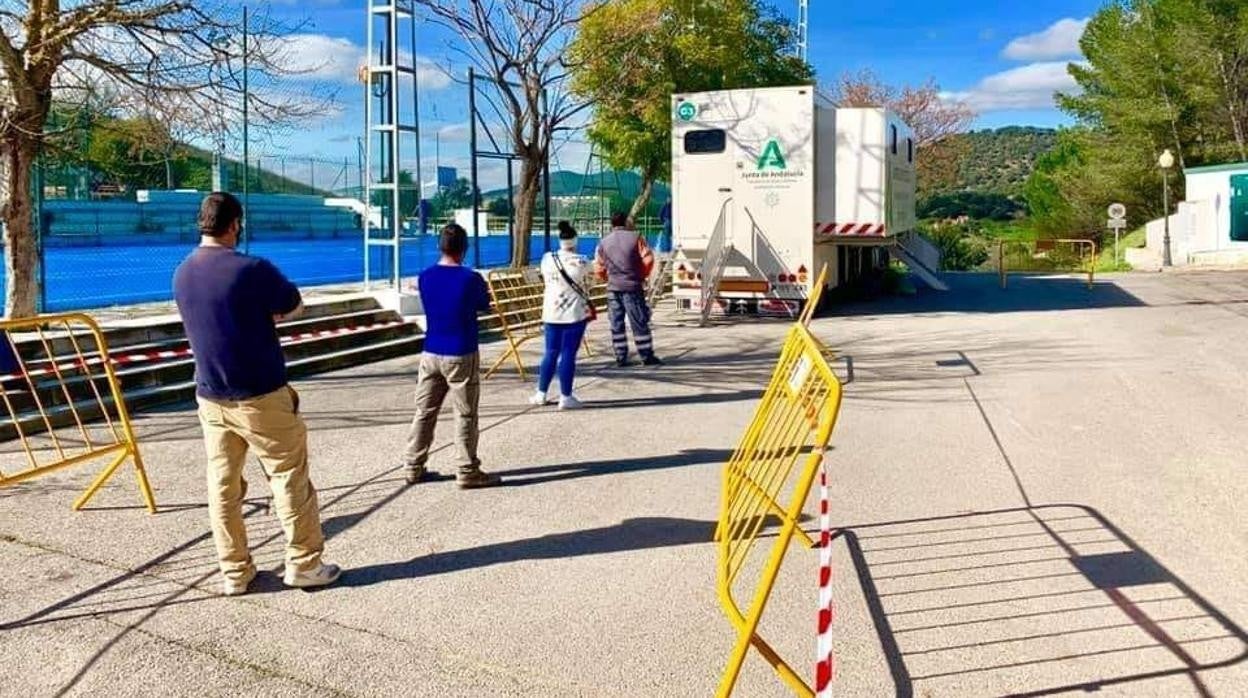 Cribado masivo en Algar, el pueblo con mayor tasa de incidencia en la provincia.