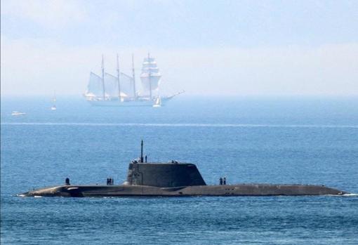 Vídeo: «Los españoles con audacia y tenacidad todo lo podemos», el mensaje del Juan Sebastián de Elcano al llegar a aguas de Cádiz