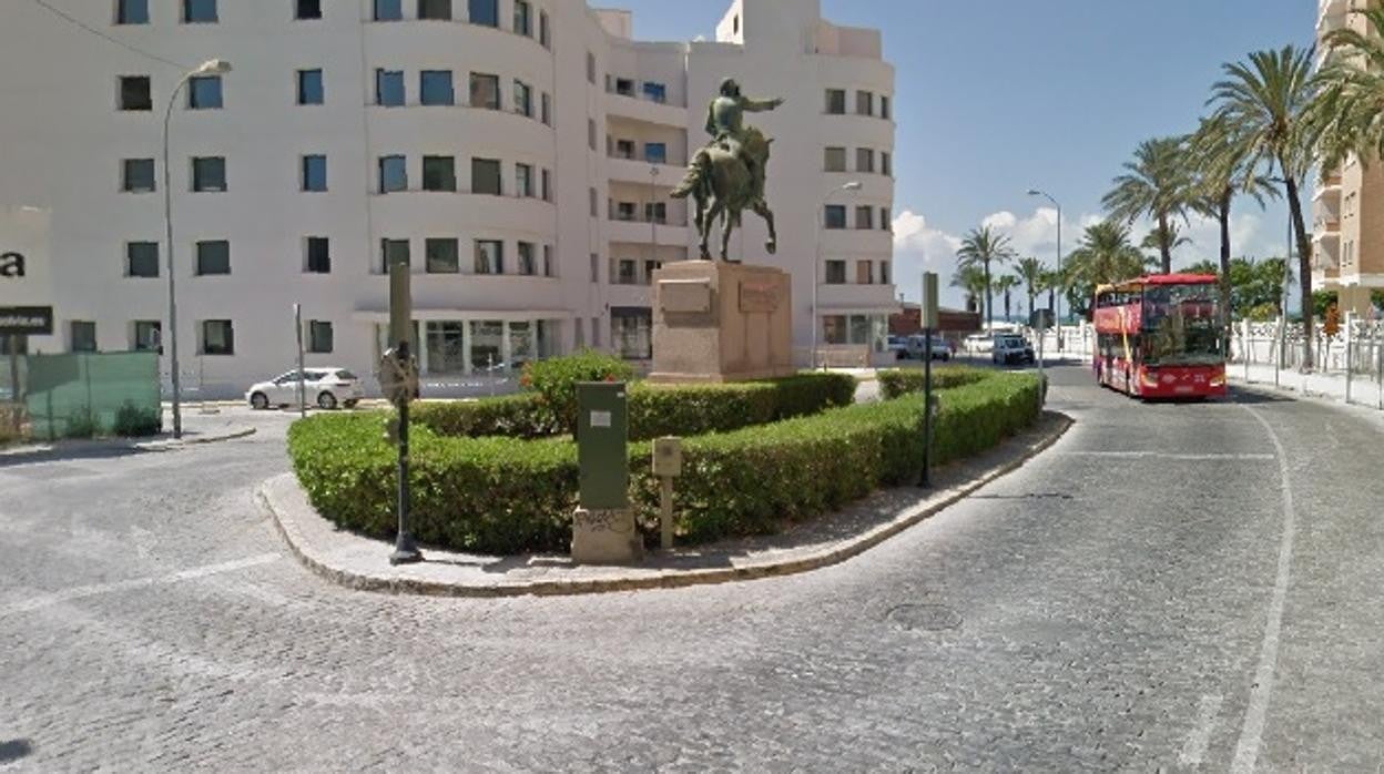 El Ayuntamiento de Cádiz proyecta de bandas de rodadura entre la calle Venezuela y la glorieta Simón Bolívar