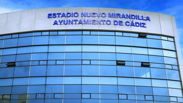 El Estadio Ramón de Carranza ya tiene nuevo nombre: Nuevo Mirandilla