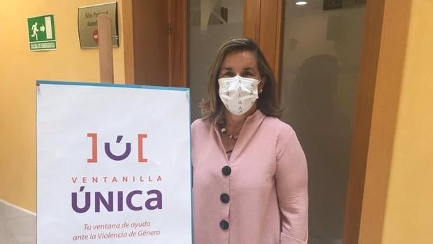 La Junta presenta en Cádiz la 'Ventanilla única' para la atención a las víctimas de violencia de género