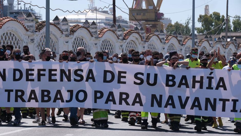 Vídeo: Manifestación en el astillero de Cádiz