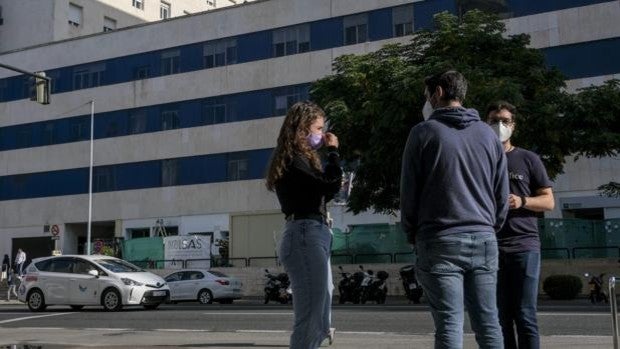 Cádiz supera los 1.500 muertos por la pandemia mientras la tasa de incidencia sigue al alza