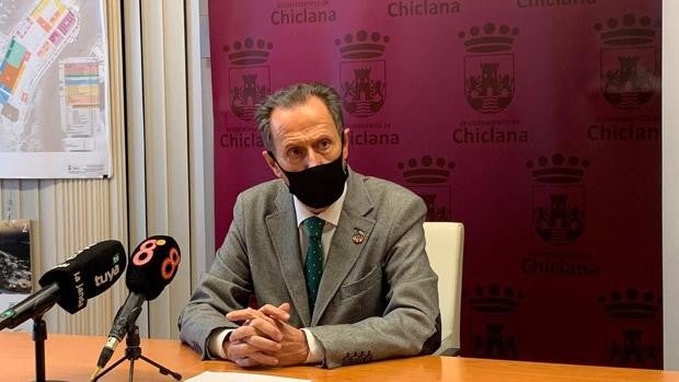 El alcalde de Chiclana se muestra «ilusionado» ante un «verano magnífico»