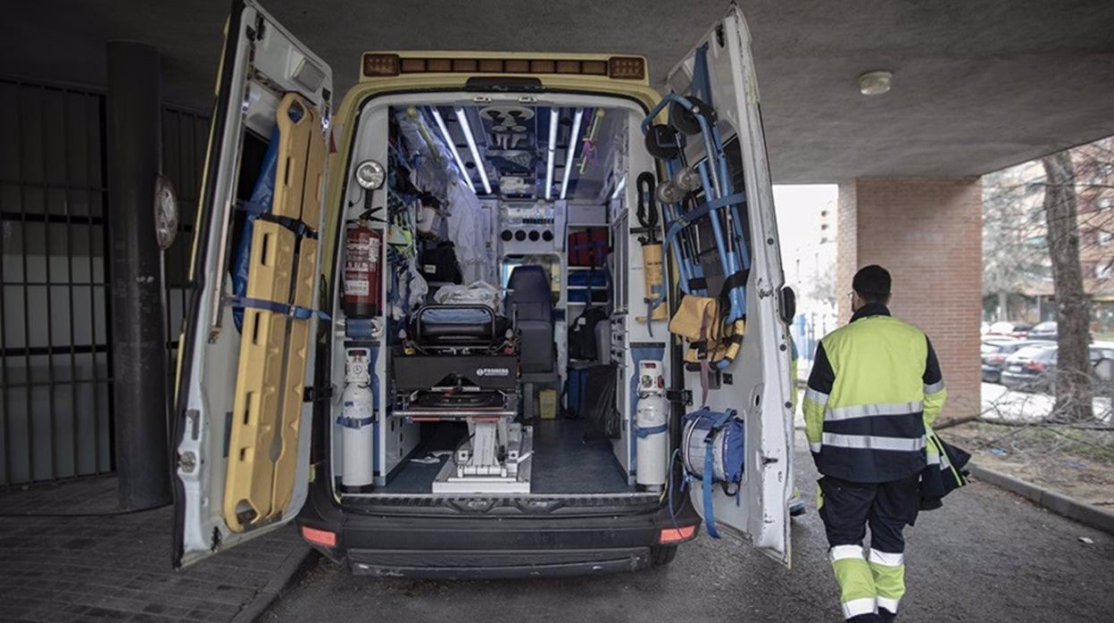 Electrocutado un trabajador que reparaba la avería eléctrica de la zona de San José, en Cádiz