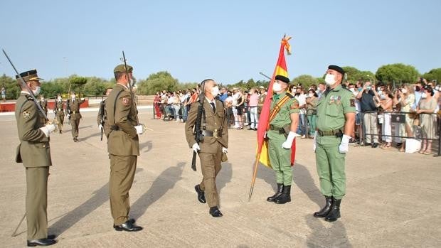 Los familiares de los soldados vuelven a las juras de Bandera en Camposoto